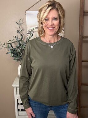 Olive Long-Sleeve Crewneck Basic Top - Classic Everyday Style